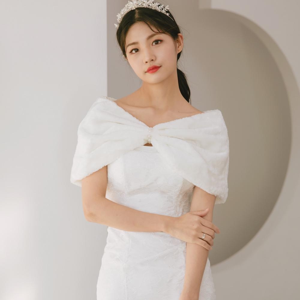 “릴리드레스 신부망토 웨딩 퍼볼레로 드레스숄 망토 케이프” 진짜 꼭 필요한 아이템인가?