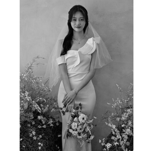 “세레니티 레이스 화이트 웨딩드레스 대여” 추천템, 제주 촬영 필수