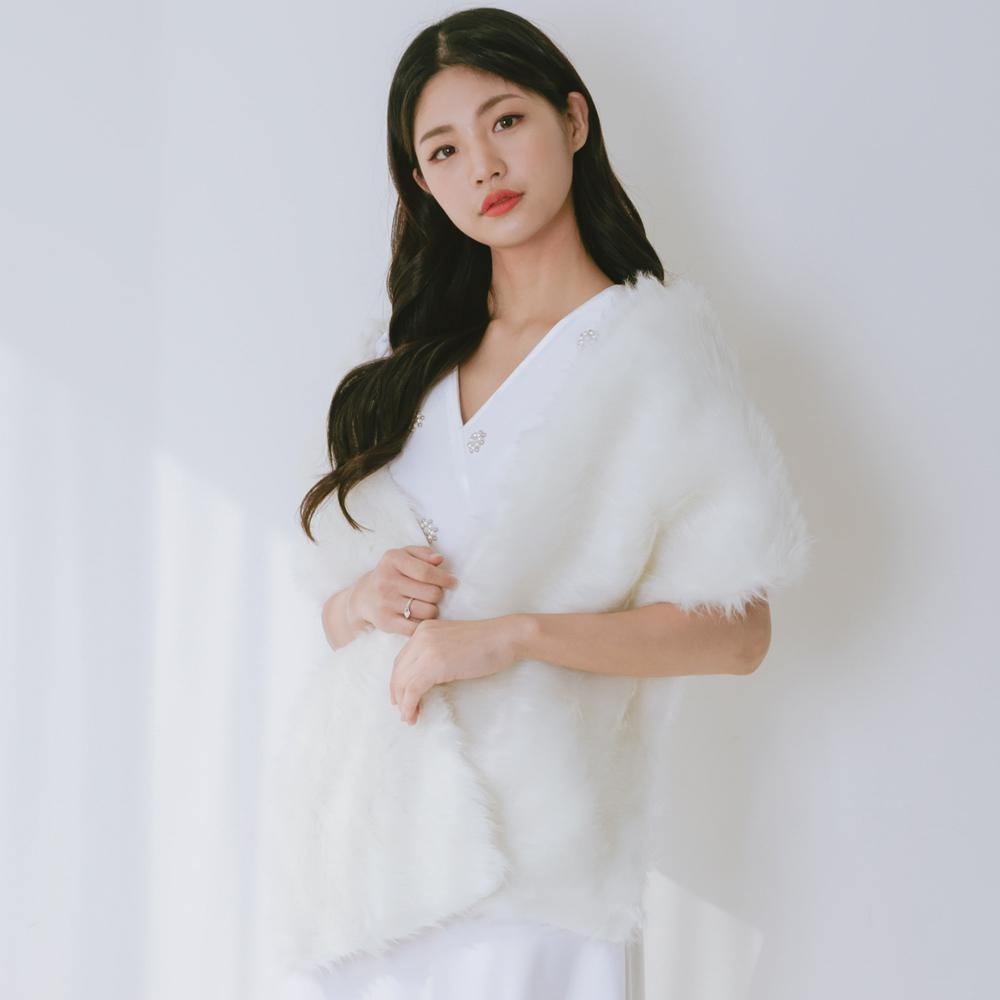 엘레강스 퍼 웨딩볼레로 드레스숄 망토 웨딩케이프와 함께한 특별한 순간